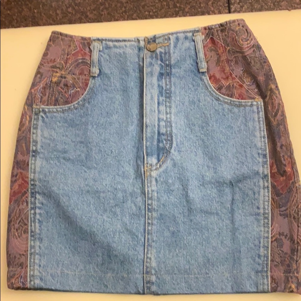 Denim skirt